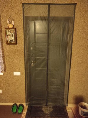 Москитная сетка на двери  32479 фото